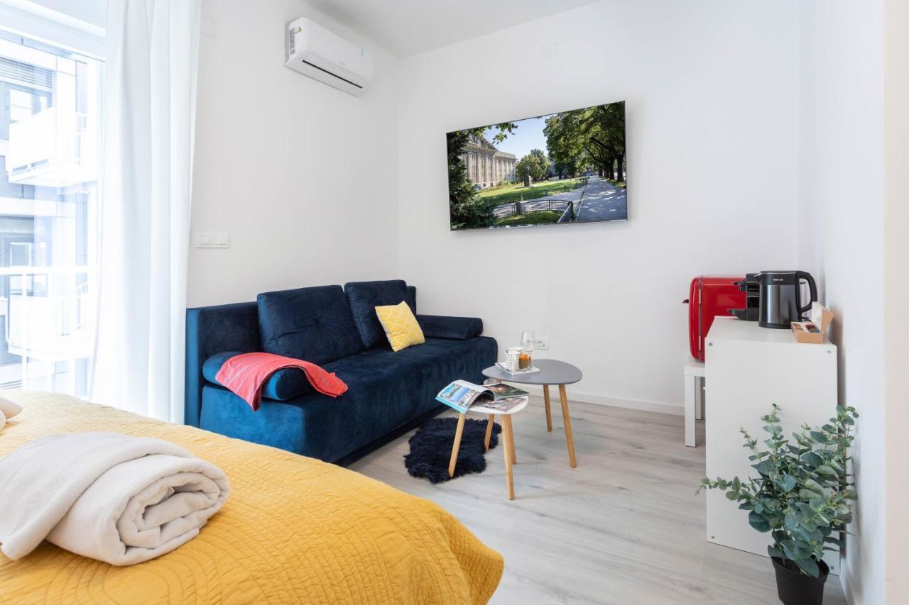 Design Triplex In The City Center With A Balcony Apartamento Zagreb Exterior foto