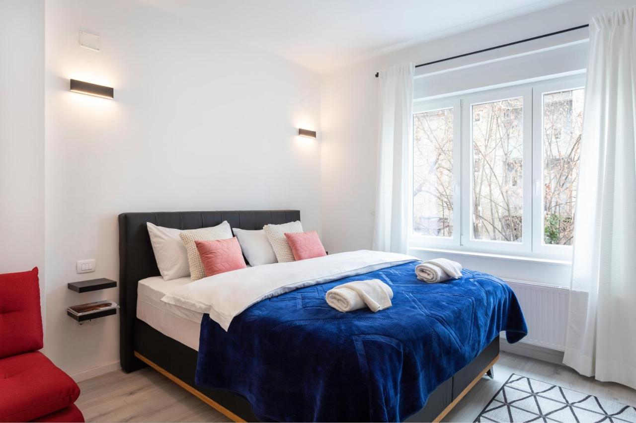 Design Triplex In The City Center With A Balcony Apartamento Zagreb Exterior foto