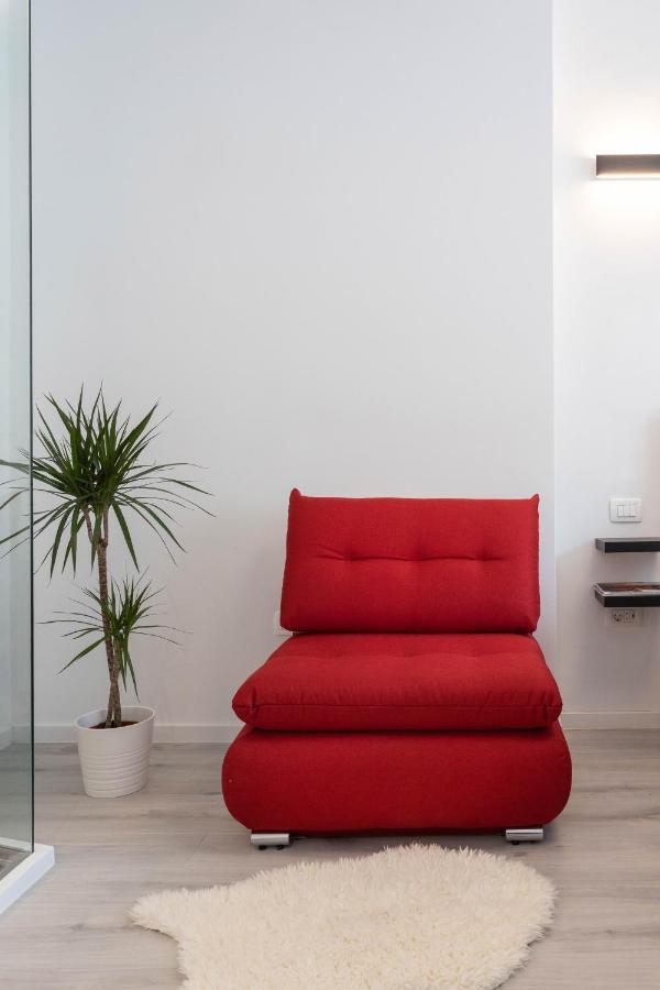 Design Triplex In The City Center With A Balcony Apartamento Zagreb Exterior foto